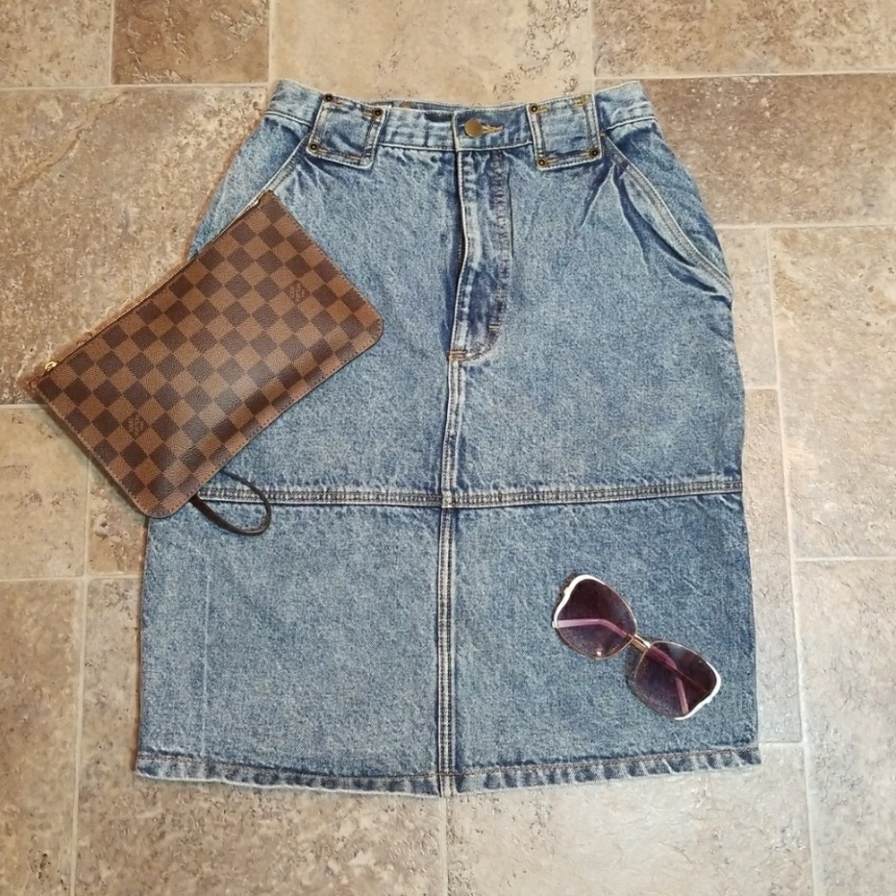 Vintage Free Agent Acid Washed denim skirt